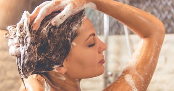 3 điều cấm kỵ khi tắm mà chị em hay mắc phải: Cần tránh để không gây hại cho làn da và "tàn phá" sức khỏe