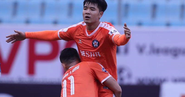 CLB V.League buông Đức Chinh, không kham nổi khoản lót tay tiền tỷ & mức lương ngất ngưởng