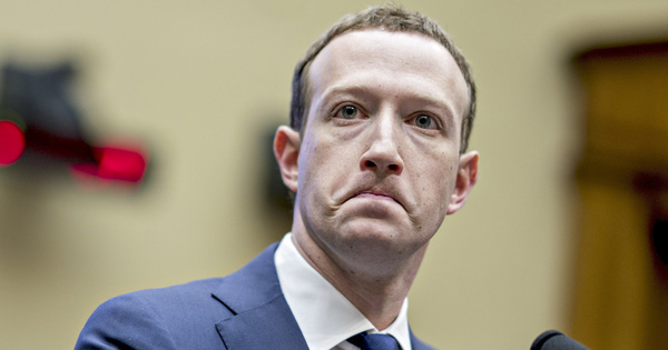 Mark Zuckerberg có động thái mới sau sự cố Facebook “bay màu”, nhưng chưa gì đã bị “cứng họng” với loạt câu hỏi khó từ netizen