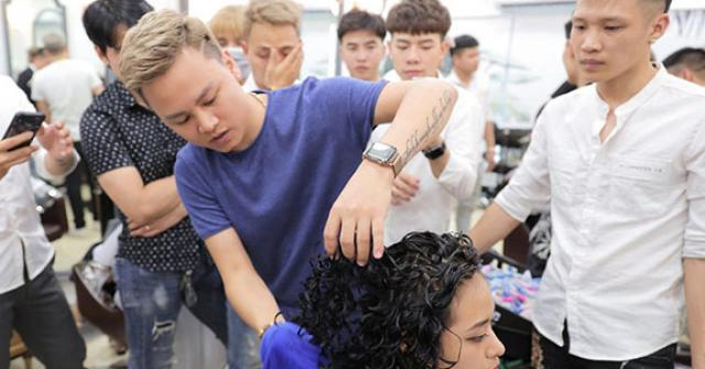 Tuấn Nguyễn: Nhà tạo mẫu tóc truyền đam mê cho giới trẻ