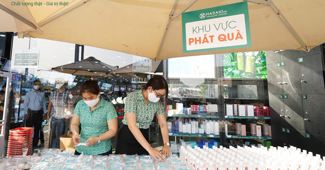 Tặng 3000 khẩu trang vải kháng khuẩn, Hasaki cùng 500 đối tác chung tay vì sức khỏe cộng đồng