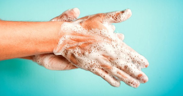 Không rửa tay thường xuyên, không chỉ có thể dính virus corona, bàn tay có thể chứa hơn 400 nghìn loại virus, vi khuẩn