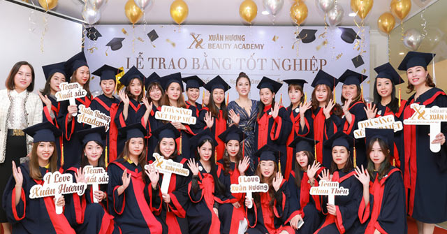 Xuân Hương Beauty Academy tổ chức chương trình hội tụ giao lưu cựu học viên nghề làm đẹp