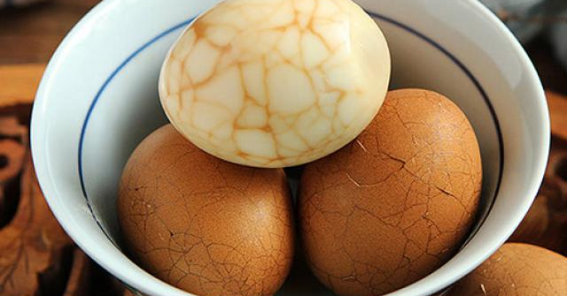 Vẫn là trứng luộc nhưng làm thêm kiểu này được món bổ dưỡng thanh mát ngày nóng