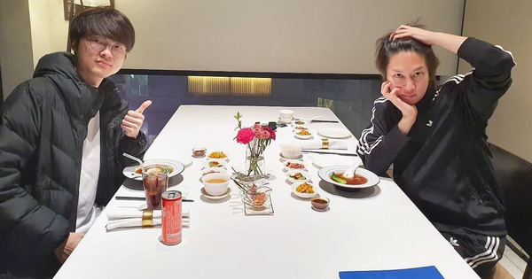 Kim Heechul phấn khích khoe ảnh đi ăn cùng Faker: "Thần tượng của tôi! Lee Sanghyeok!"